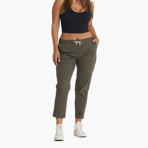 Vuori Olive Straight Leg Pants